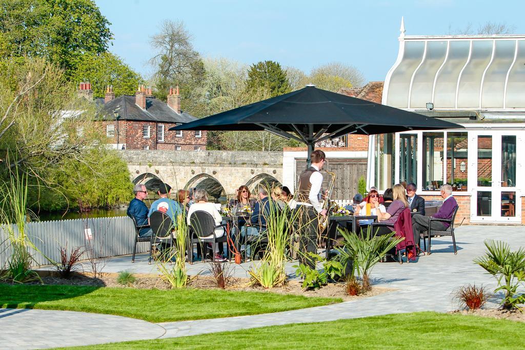 The Legacy Rose & Crown Hotel Salisbury Exterior photo